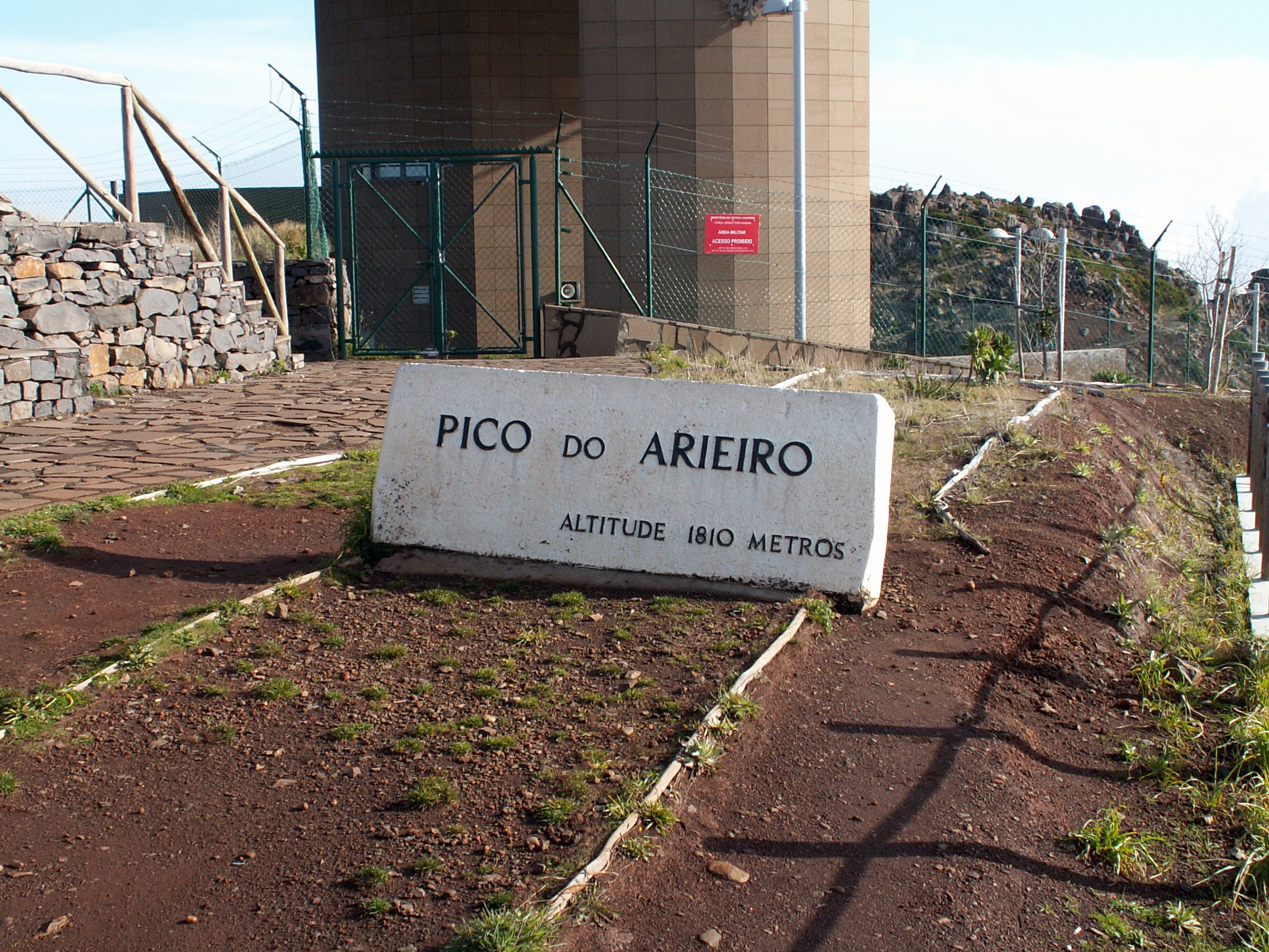 Trasa z Pico Areeiro na Pico Ruivo